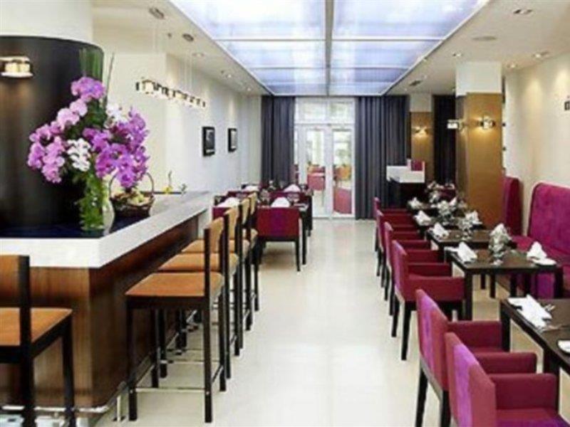 Mercure Hanoi La Gare Hotel Ресторант снимка